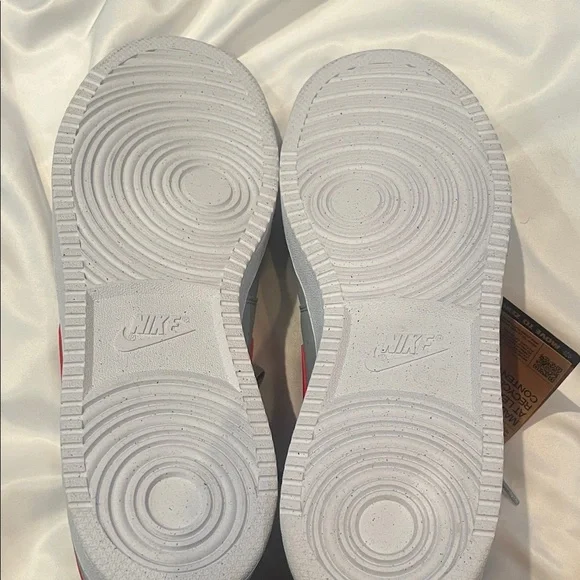 Nike Wolf Grey Blue University Sneakers Red Court Vision Sneakers - Picture 3 of 6